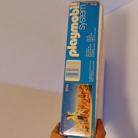 USED VINTAGE 1988 PLAYMOBILE  #3733 INDIAN VILLAGE WITH BOX - Picture 4 of 10